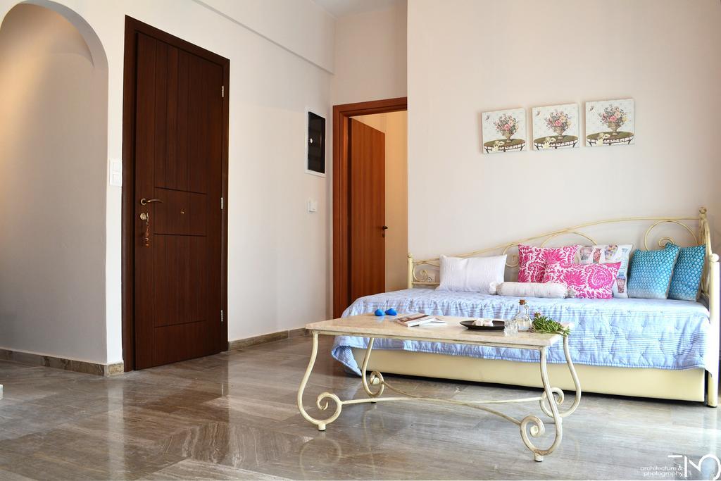 Ariadne & Theseus Apartments Naxos City Экстерьер фото