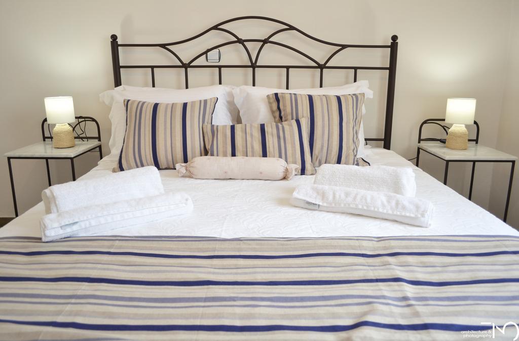 Ariadne & Theseus Apartments Naxos City Экстерьер фото