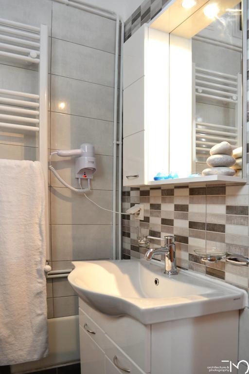 Ariadne & Theseus Apartments Naxos City Экстерьер фото