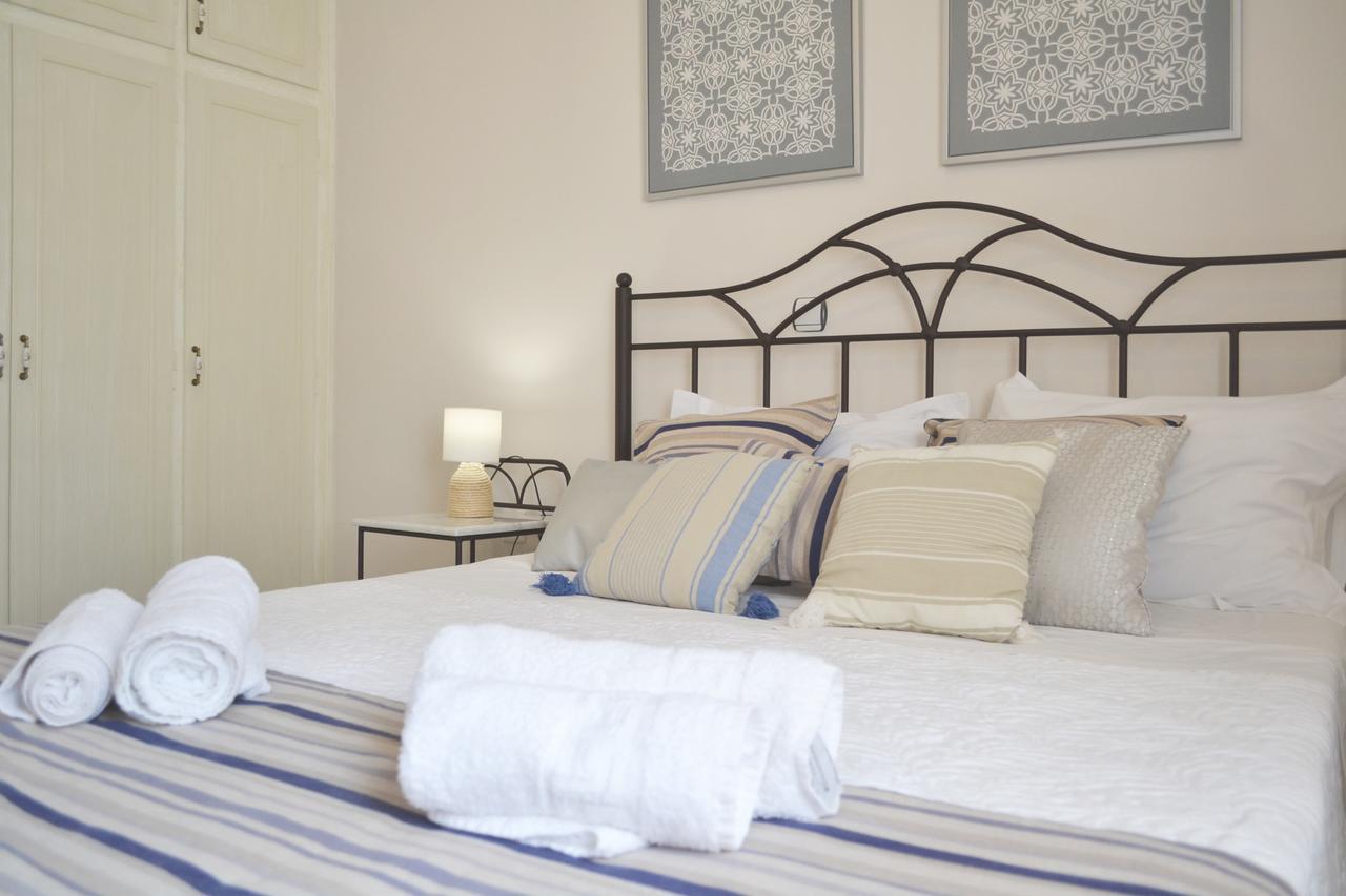 Ariadne & Theseus Apartments Naxos City Экстерьер фото